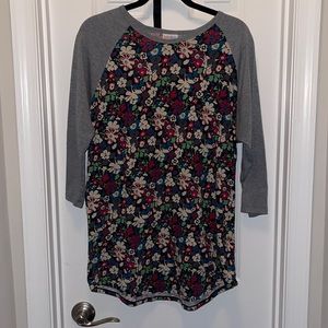 Used LuLaRoe Randy Shirt size XL in Floral design